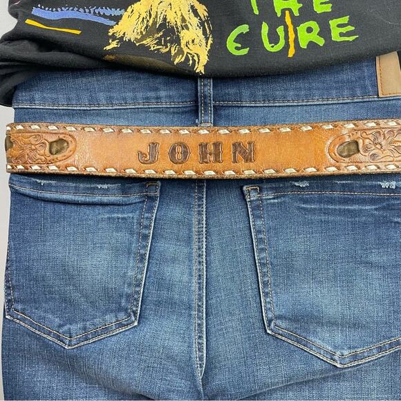 Vintage Distressed Worn Tooled Floral Cowboy Western Cowboy John Belt unisex 34 - Picture 2 of 16